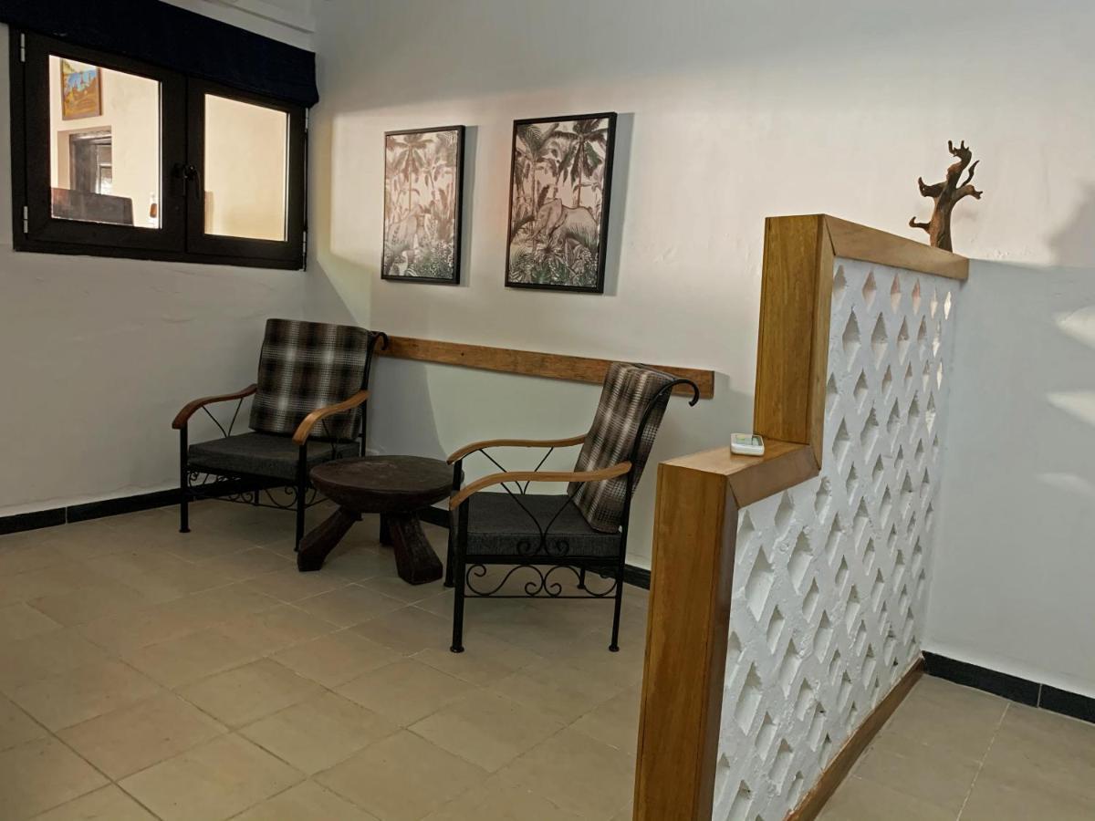 אבידג'אן Hotel Blawa מראה חיצוני תמונה