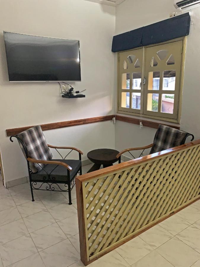 אבידג'אן Hotel Blawa מראה חיצוני תמונה
